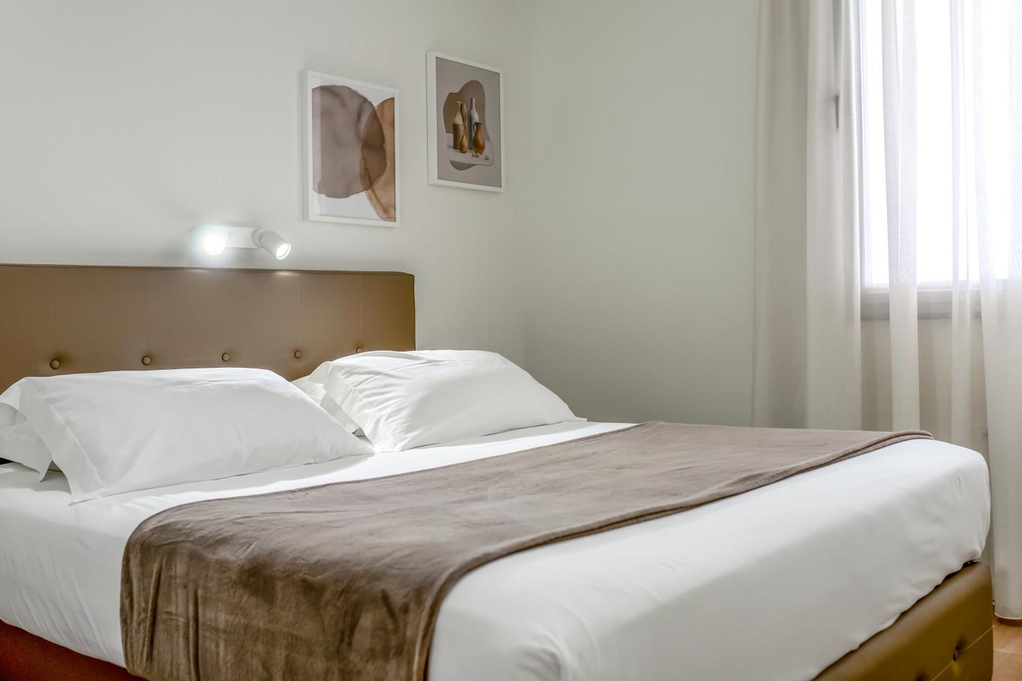 The Rooms Serviced Apartments Tirana Eksteriør billede