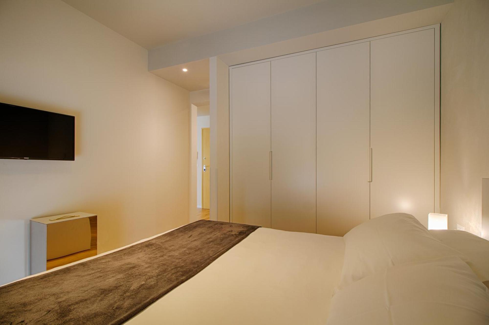 The Rooms Serviced Apartments Tirana Værelse billede